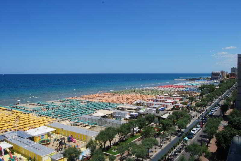 Hotel Nettuno Pesaro Esterno foto
