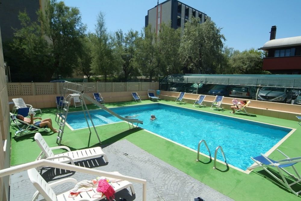 Hotel Nettuno Pesaro Esterno foto