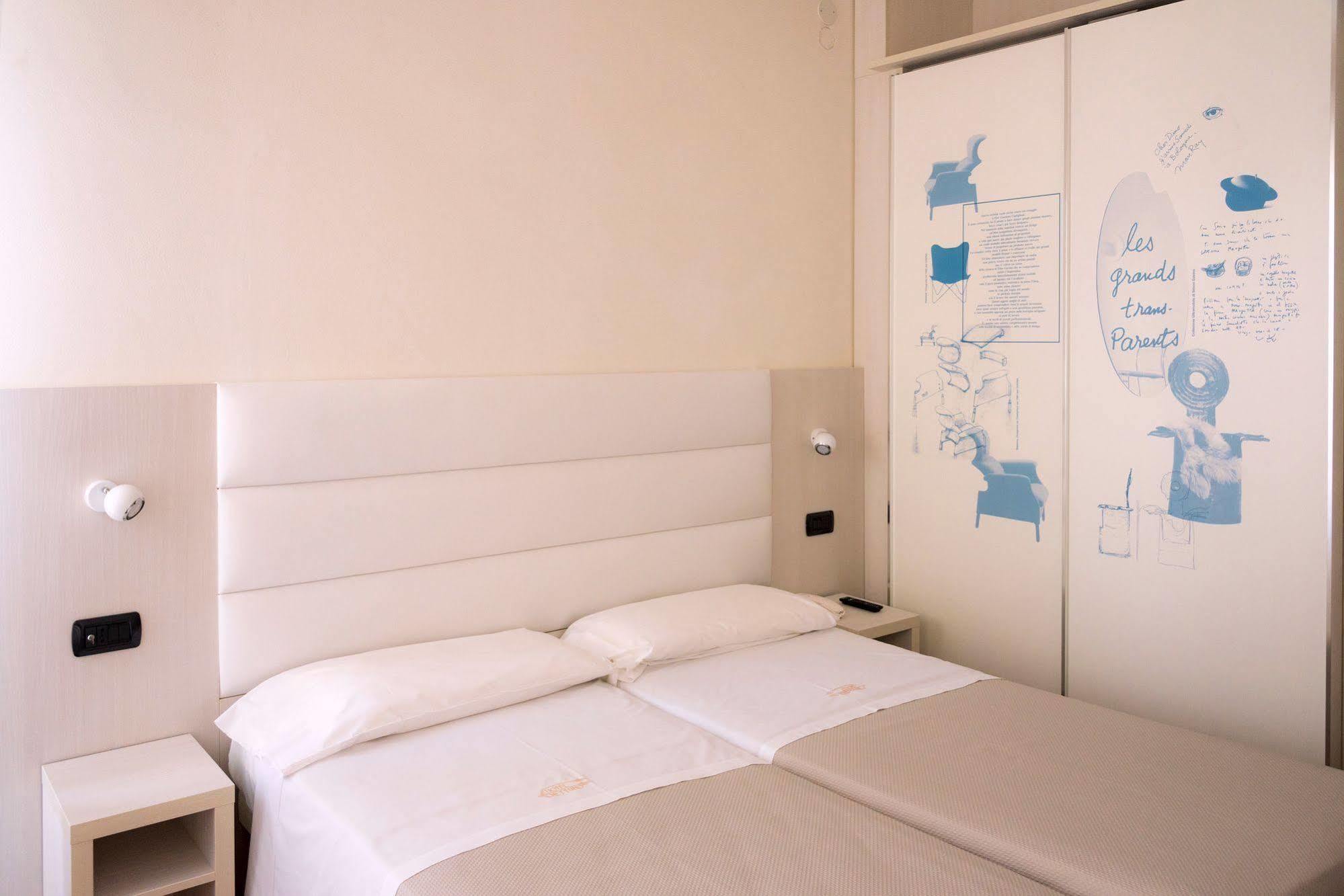 Hotel Nettuno Pesaro Esterno foto