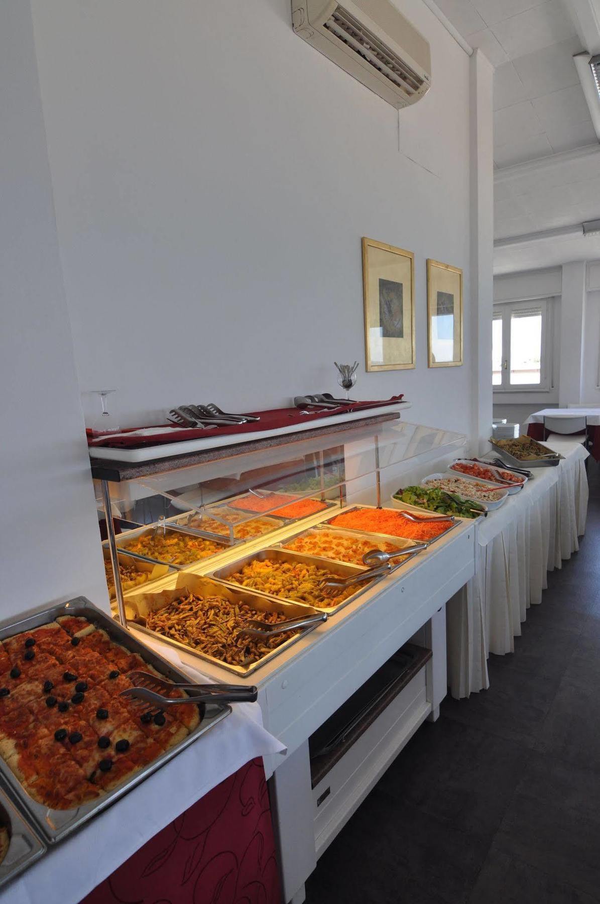 Hotel Nettuno Pesaro Esterno foto