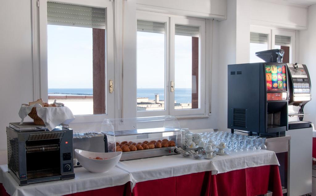 Hotel Nettuno Pesaro Esterno foto