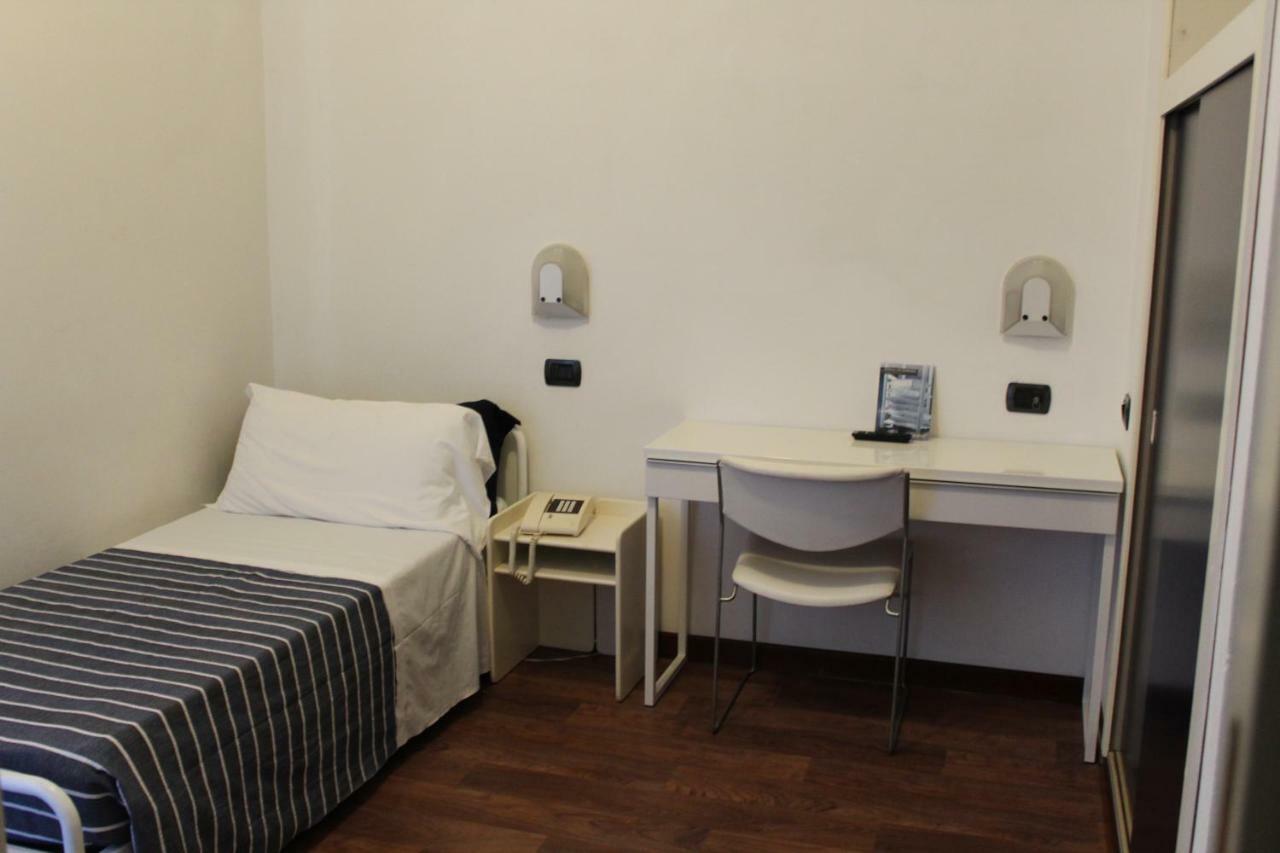 Hotel Nettuno Pesaro Esterno foto
